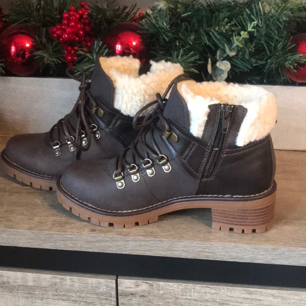 Sporto fur ankle booties